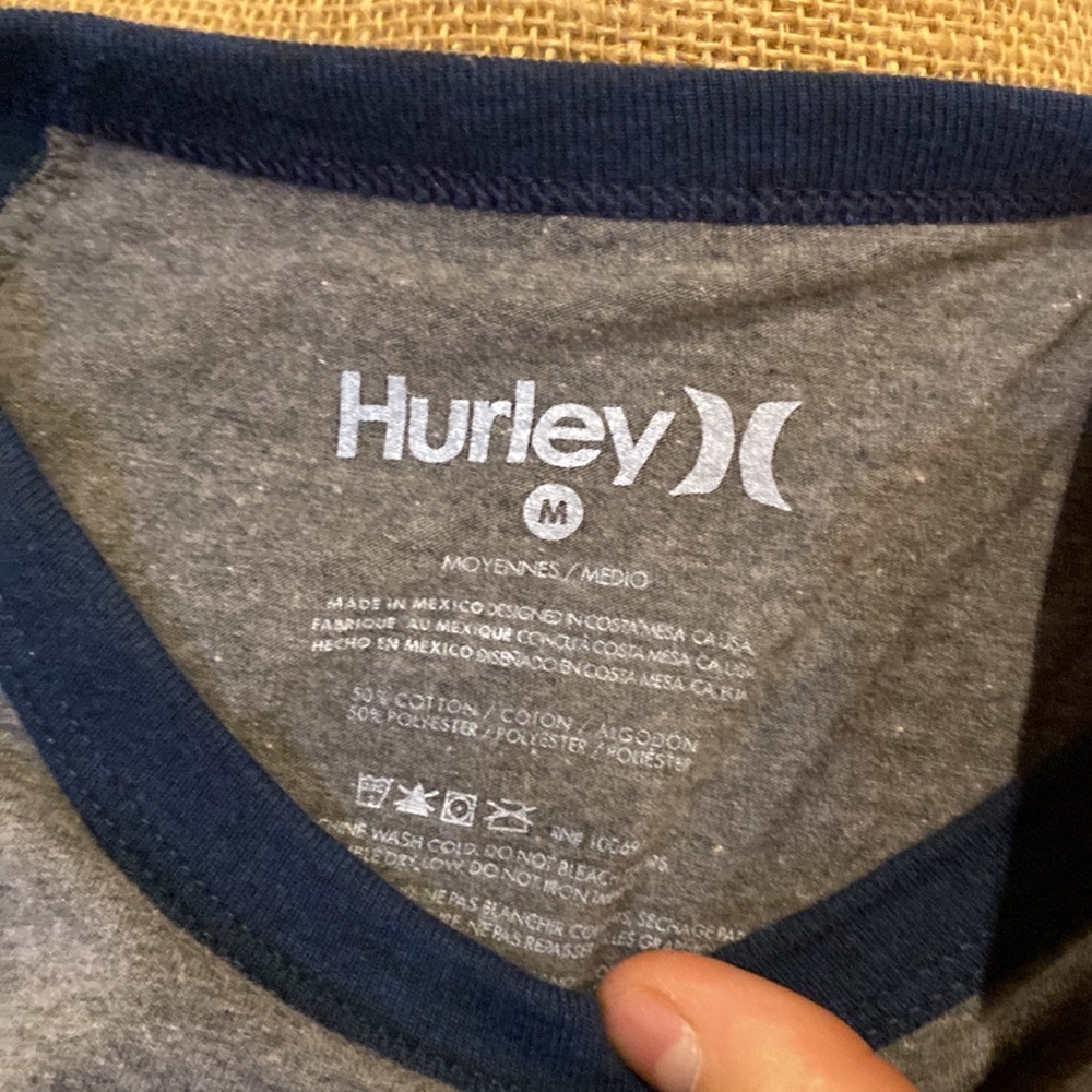 Hurley baseball shirt - Picture 3 of 3